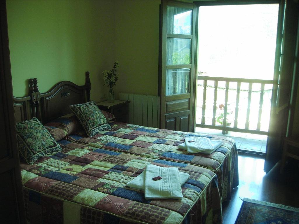 Casa Rural Josefina Aliezo Chambre photo